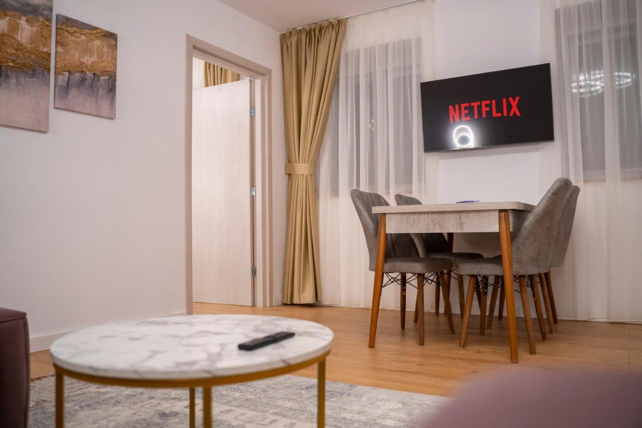 Coban Residence - A3 - Scandinavian Apartment ブラショフ エクステリア 写真